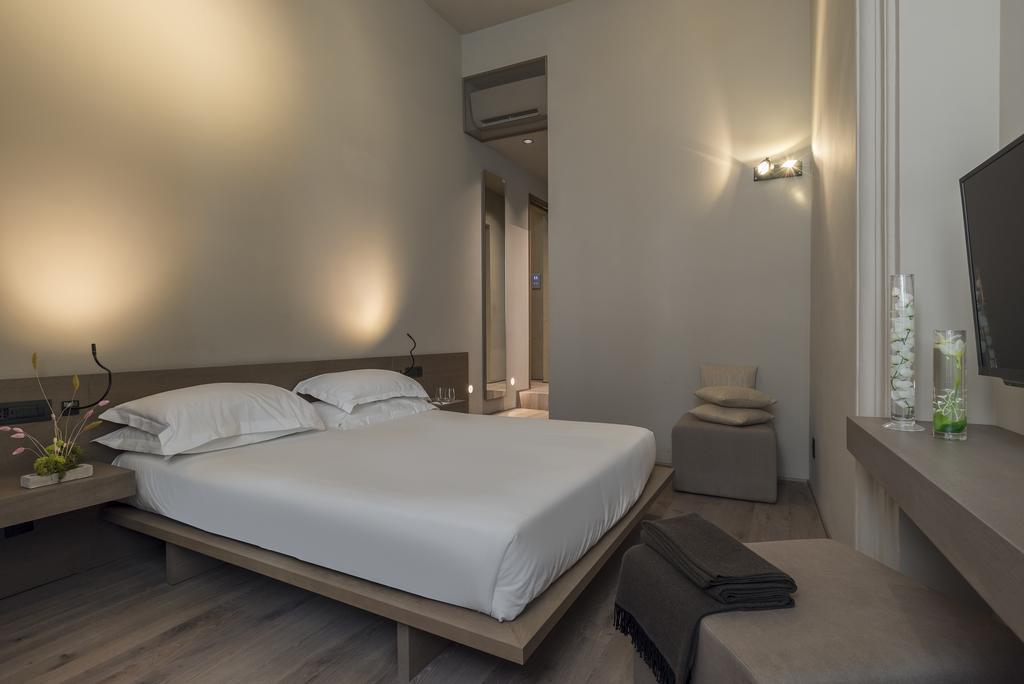 Hotel Dei Barbieri Рим Номер фото